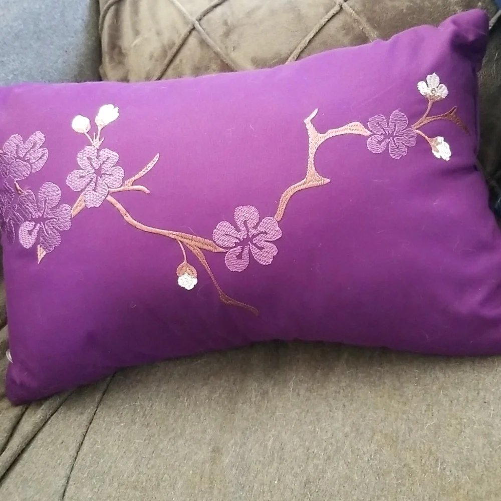 Chezmoi Collection Purple Accent Pillow